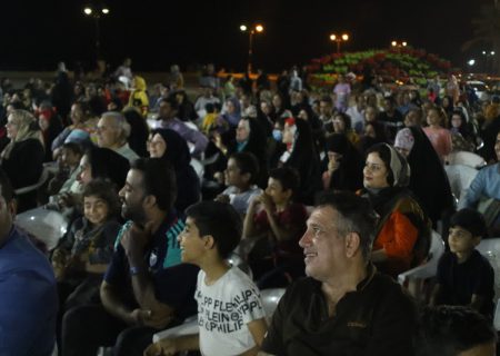 جشن بزرگ ولادت حضرت زینب و روز پرستار در ساحل بوشهر برگزار شد+تصویر