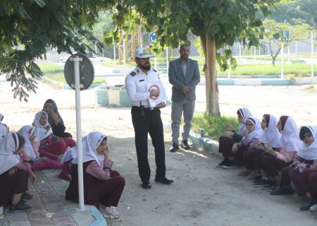 آموزش پارک ترافیک به دبستان دخترانه بوشهر + گزارش تصویری