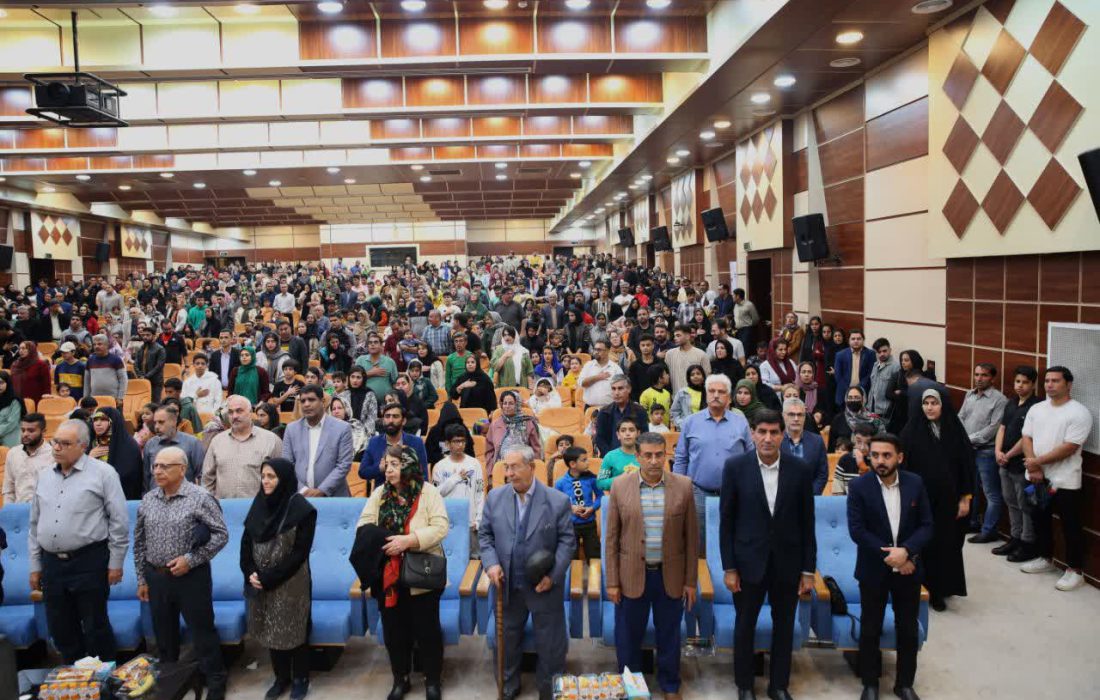 آیین اختتامیه روز بوشهر با حضور پرشور مردم برگزار شد+تصاویر